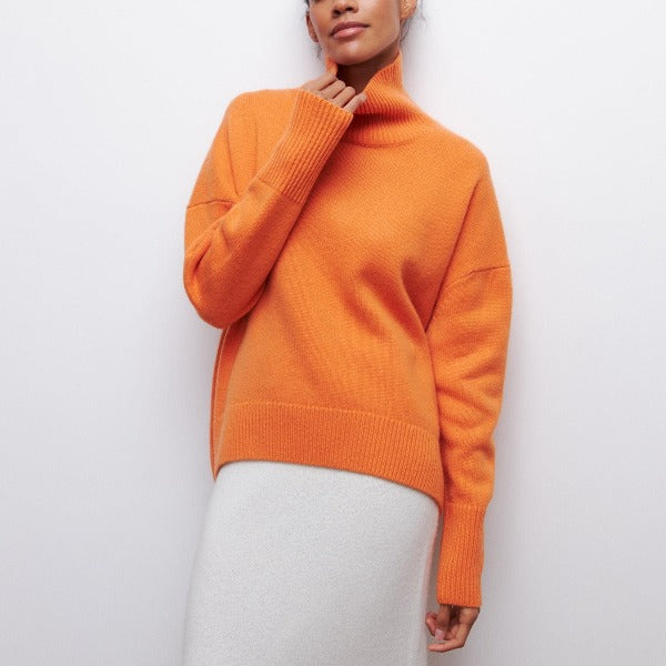 Avery - Elegant Turtleneck Sweater
