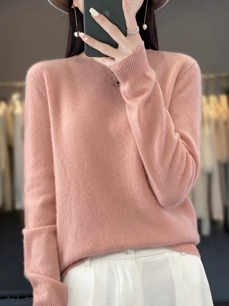 Anette - Trendy and Comfortable Sweater